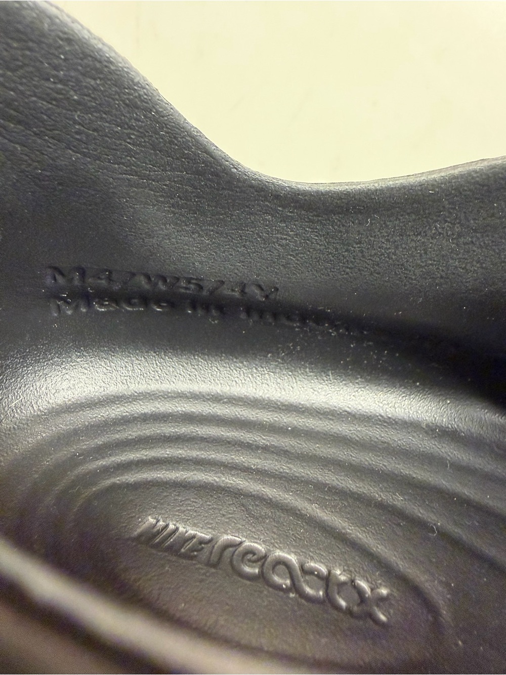 Nike ReactX Rejuven8 Black Size 4Y - Picture 6 of 6